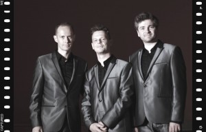 photo axis trio 2014